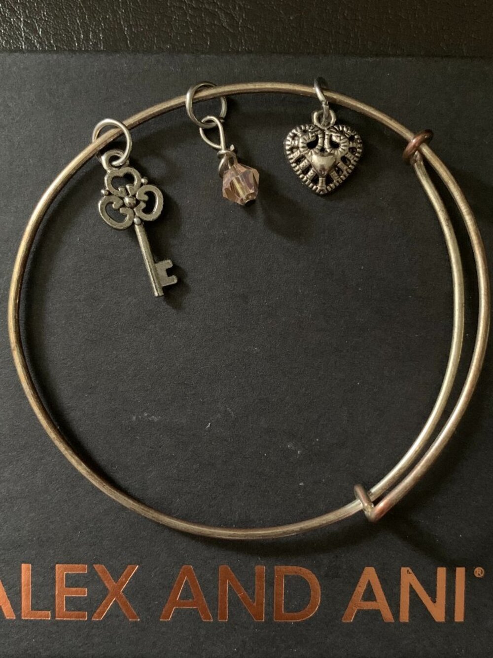 bracelet bangel  "see description"